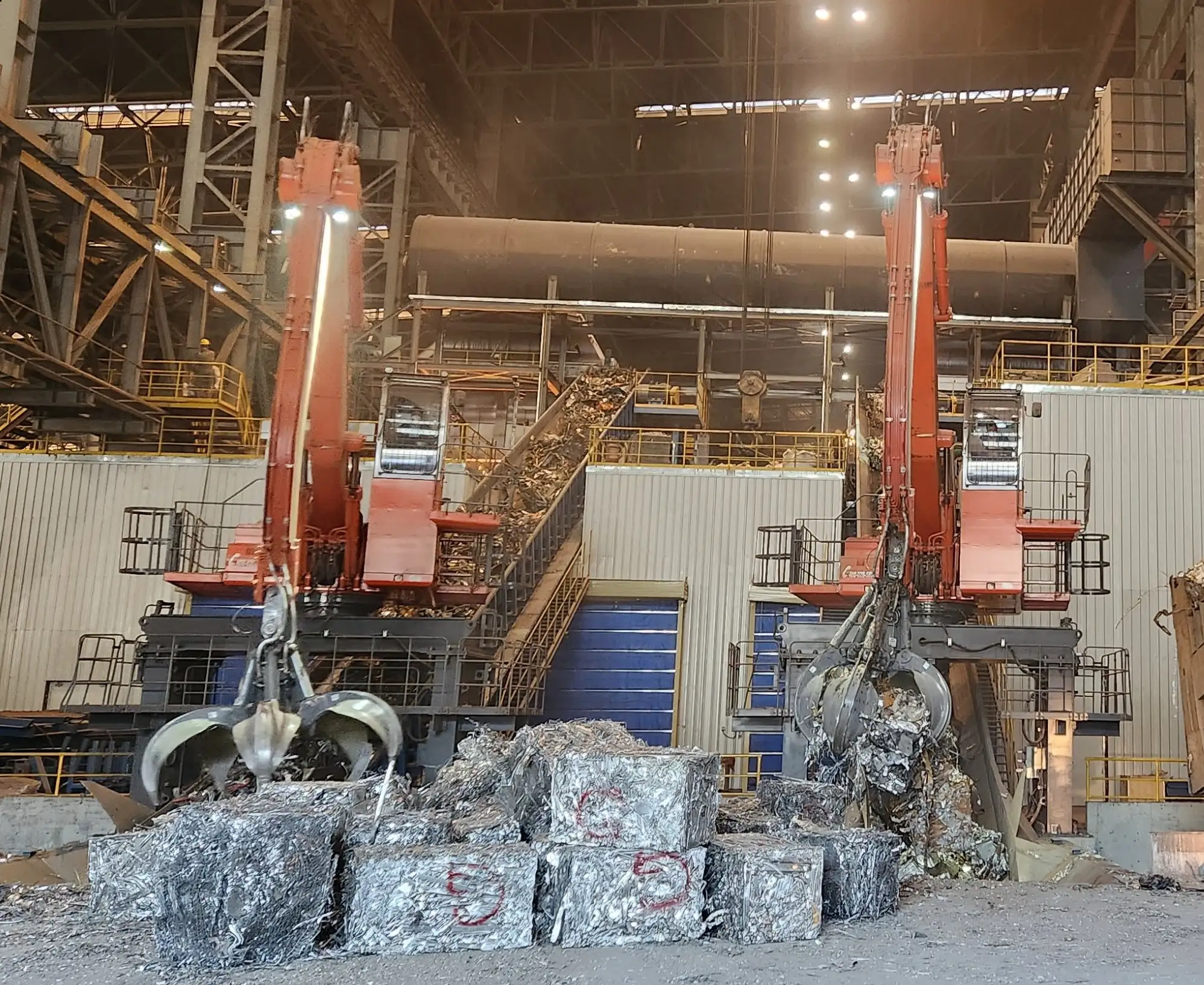 scrap steel apron conveyor